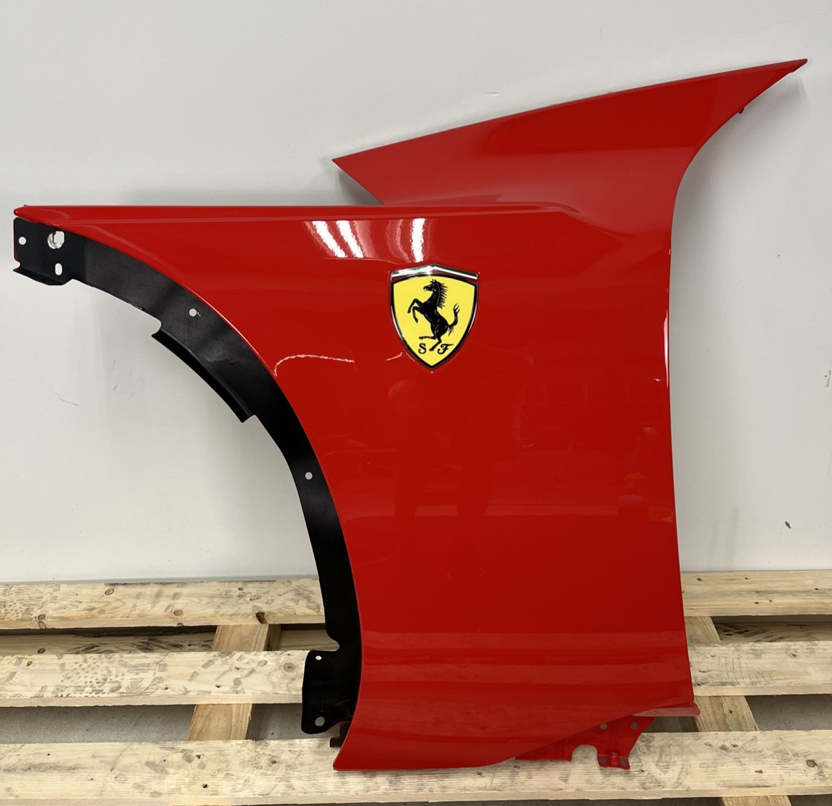 FERRARI PUROSANGUE LEFT FENDER 985822816 2023 - 2026 OEM