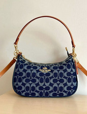 Coach CAF82 Denim/Natural Teri Shoulder Bag Signature Denim Outlet Free Shipping