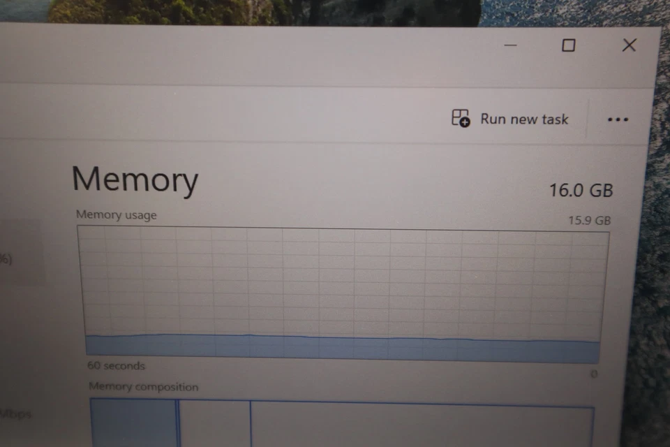 Laptop Dell Latitude 5490 Intel Core i5 16GB RAM 256GB SSD Win 11 Pro Foto 3 de 4