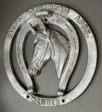 Vintage  Plaque SACRAMENTO HORSEMEN'S ASSOCIATION Member HORSE - Horseshoe SIGN