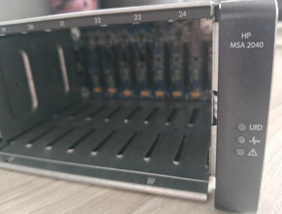 HPE MSA2040 24SFF SAN Storage Array K2R80A + Dual 16G FC 717870-001