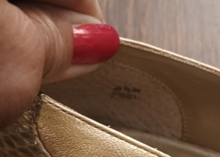 Vtg Impo Metallic Gold Snake Fancy 80s Leather Loafers Flats Size 8.5 Joel VGUC - Image 2 of 4