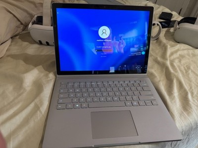 Microsoft Surface Book 2 13.5'' Touchscreen (1 tb, SSD, Intel Core i7, 16gb