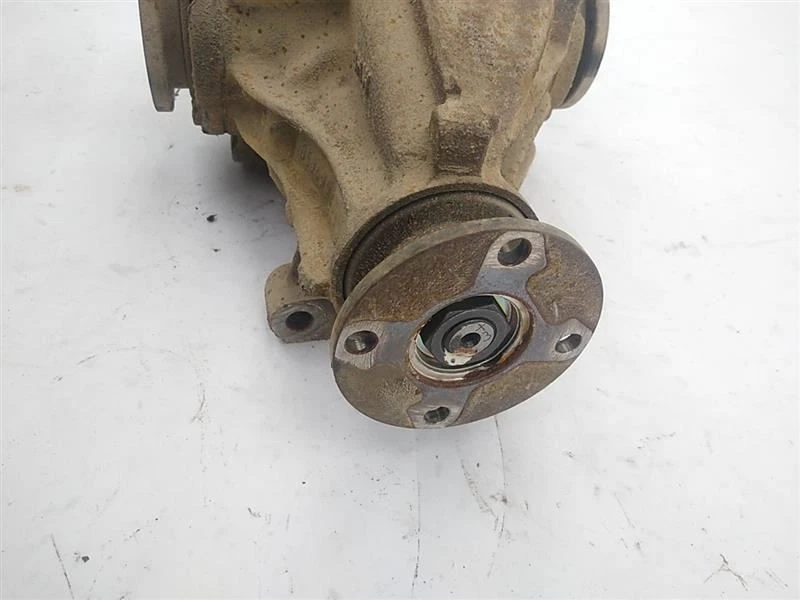 Diferencial portador trasero automático BMW 318i E36 sedán relación 4,44 se adapta a 92-99 Foto 3 de 4