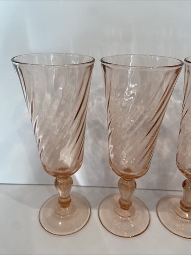 Set Of 4 Champaign Flutes Pink Swirl Flute Luminarc Arcoroc France Glass - Picture 2 of 5