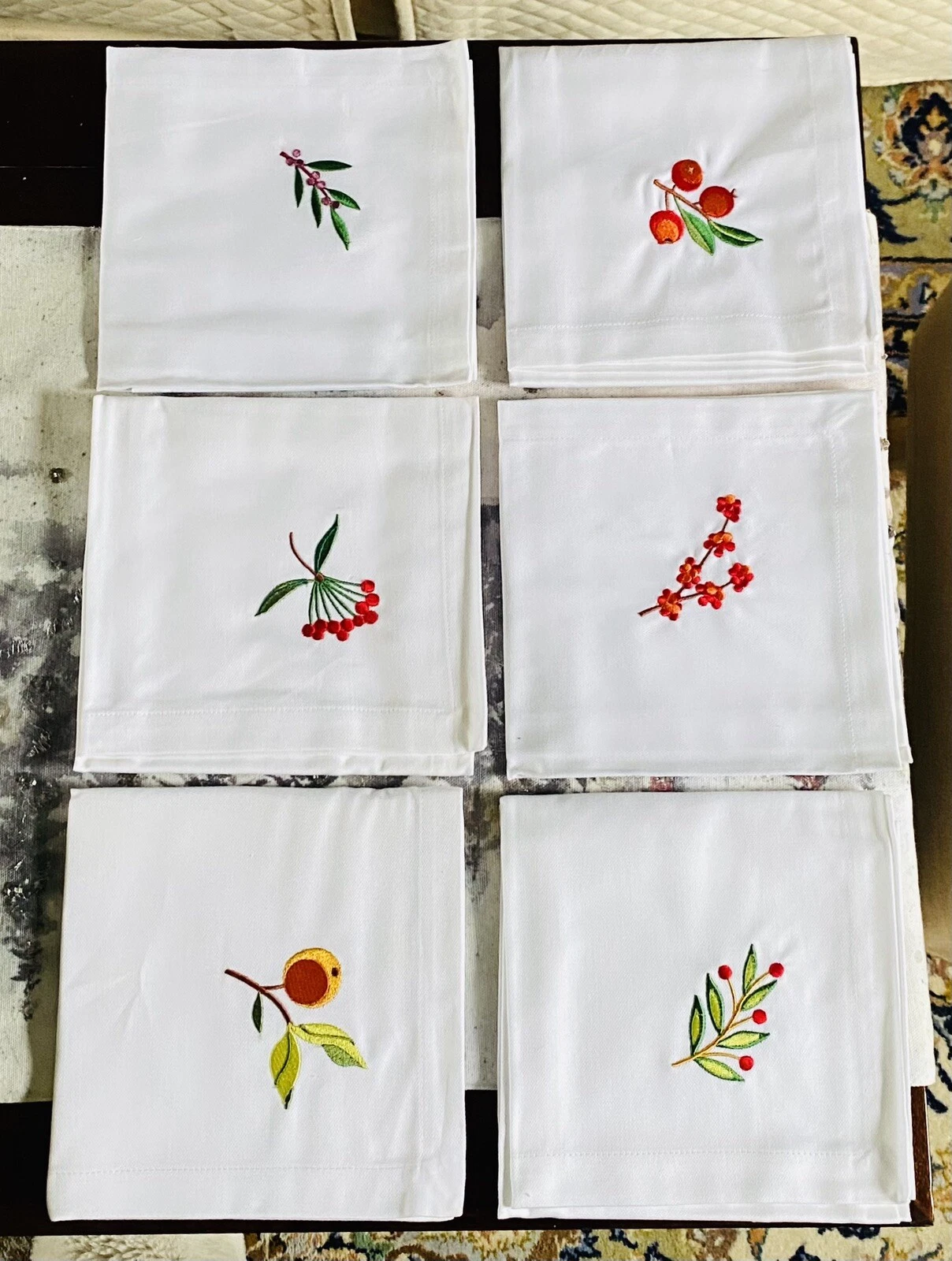 Crate & Barrel Dinner Napkins