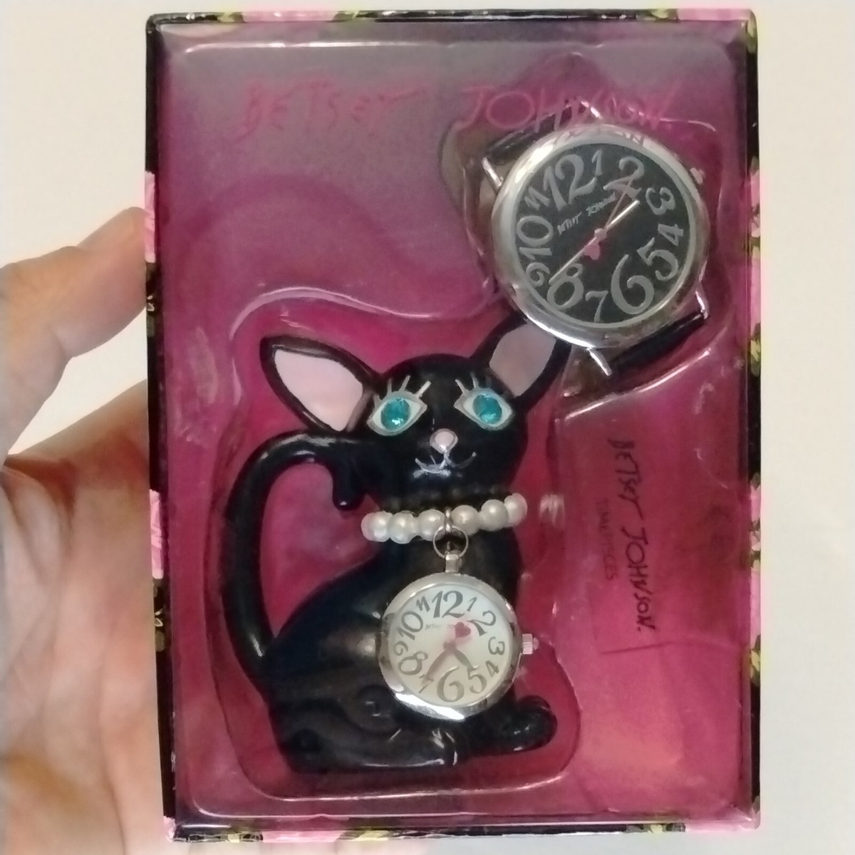 New BETSEY JOHNSON Watches Cat with Necklace Watch Plus Wrist