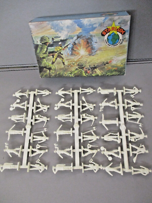 Boîte Starlux Complète - 36 Figurines Marine 1/50 (35mm) à Peindre - État Neuf