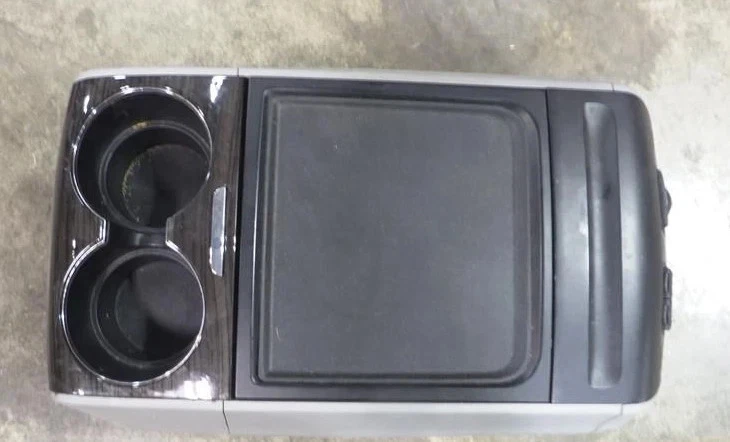 2011-2020 Toyota Sienna Front Floor Center Console Black Gray OEM Foto 2 de 3