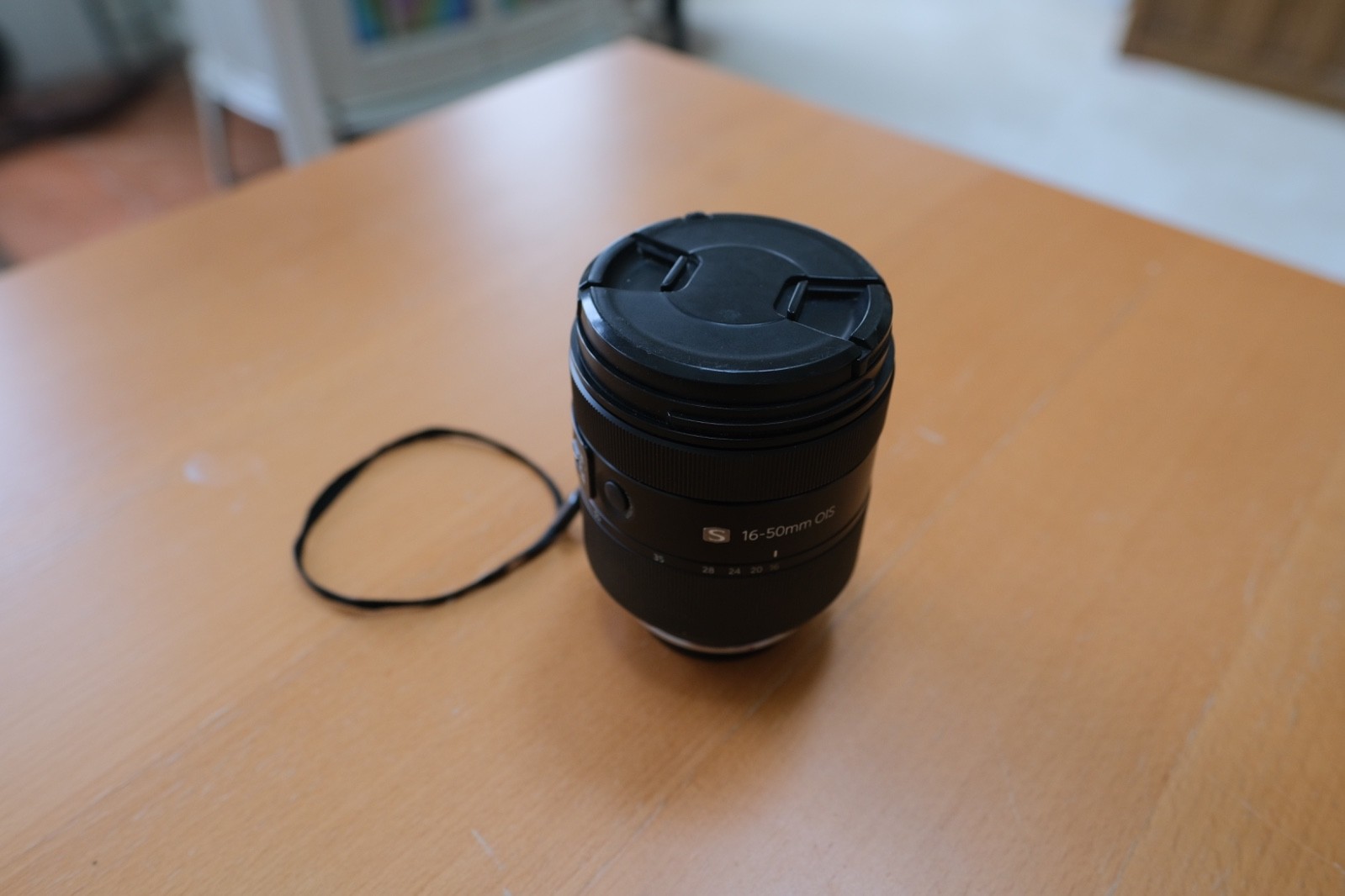 Samsung 16-50mm F/2-2.8 S ED OIS
