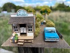 H0 SCALE RARE KIT BUILT SALOON SET BUILDING  FIGURES  PICK UP  SCENERY