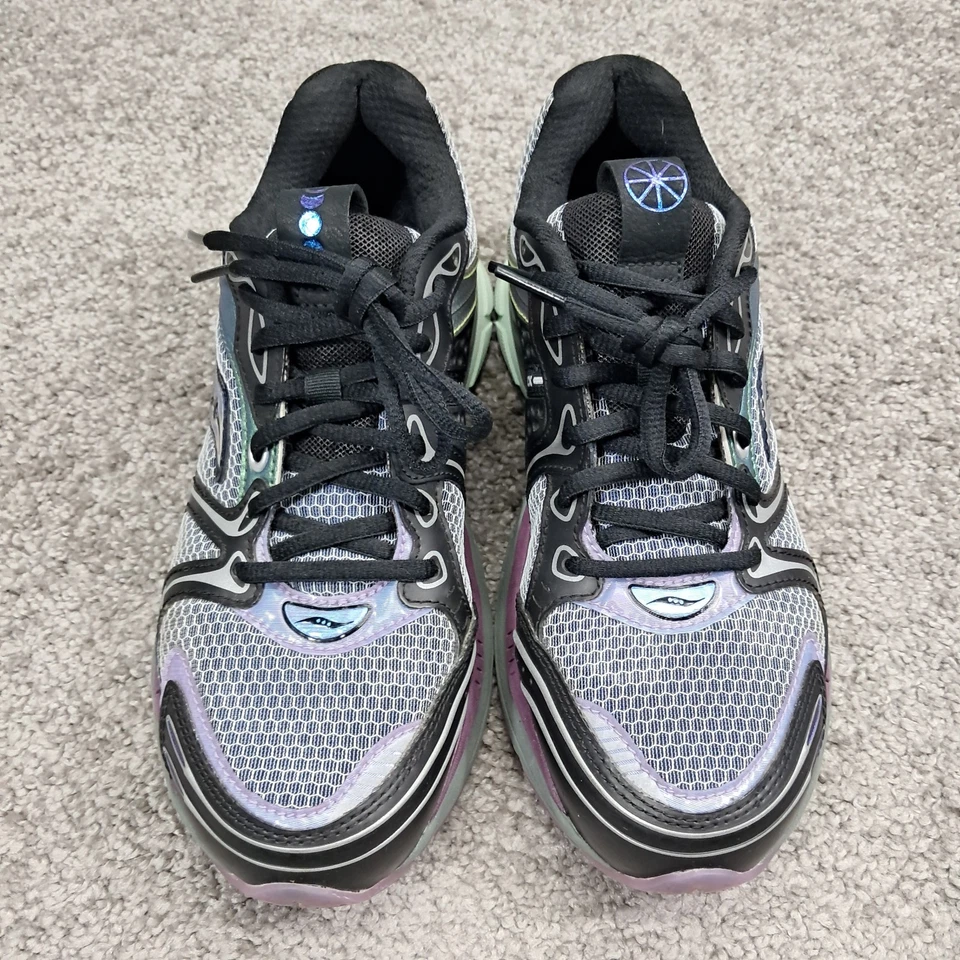 Saucony ProGrid Women's Triumph 4 Winter Solstice Size 5.5 Medium - Image 2 of 4