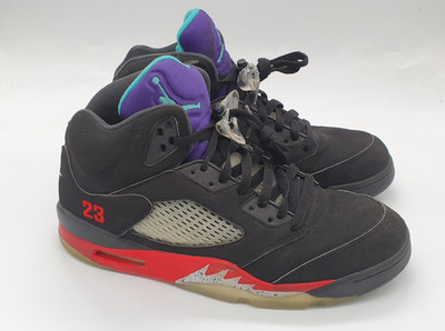 Jordan 5 Retro Top 3 Sneaker UK 9 EU 44 CZ1786-001