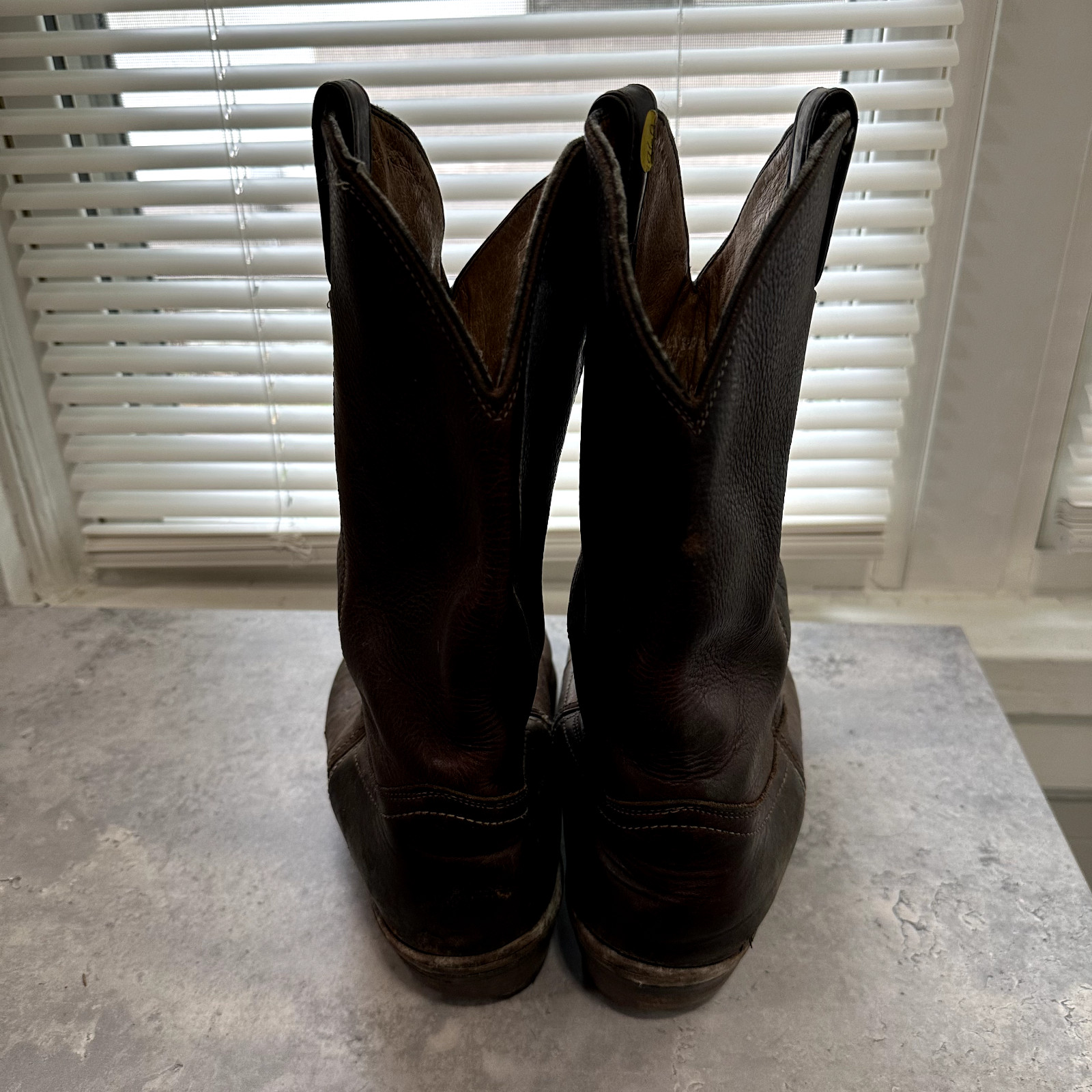 Chippewa Mens Brown Cowboy Boots Vibram Sole Size 12D 20018