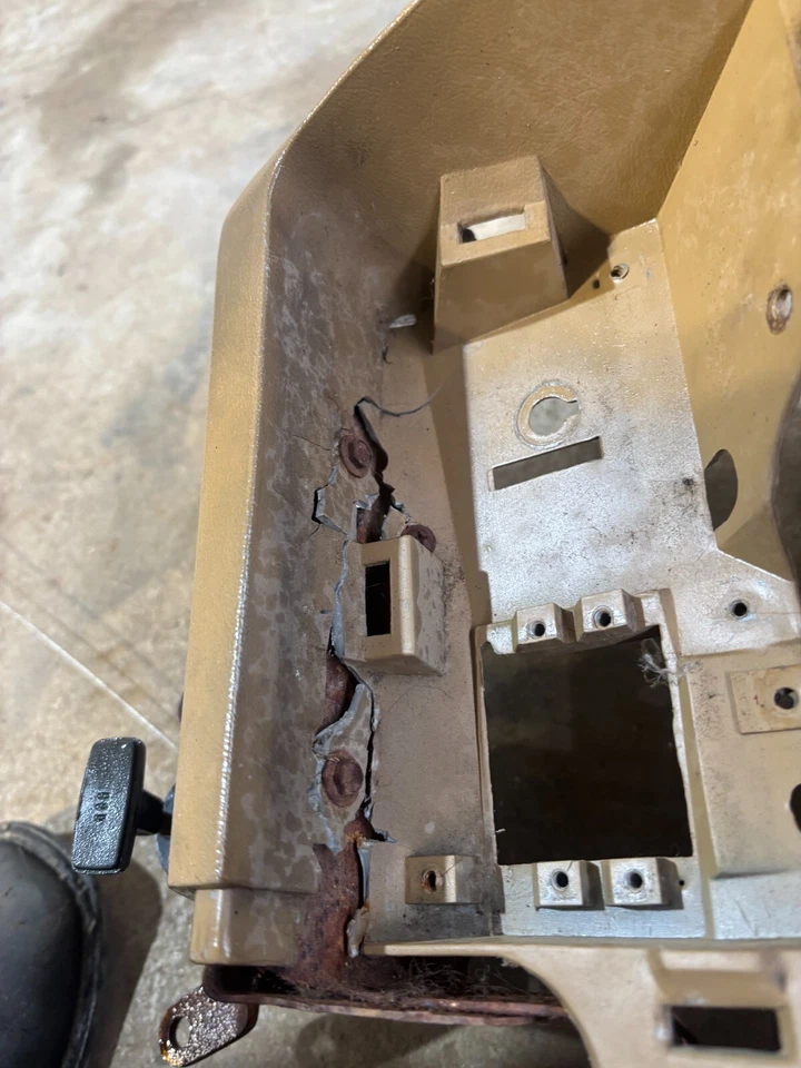 1981 1985 1986 93 Dodge Ram Truck D250 D350 D150 TAN DASH BOARD SHELL OEM PROJECT - Imagem 2 de 4