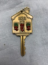 Vtg Hallmark Keepsake 1993 New Home Key Ornament Christmas House Keys Tree 