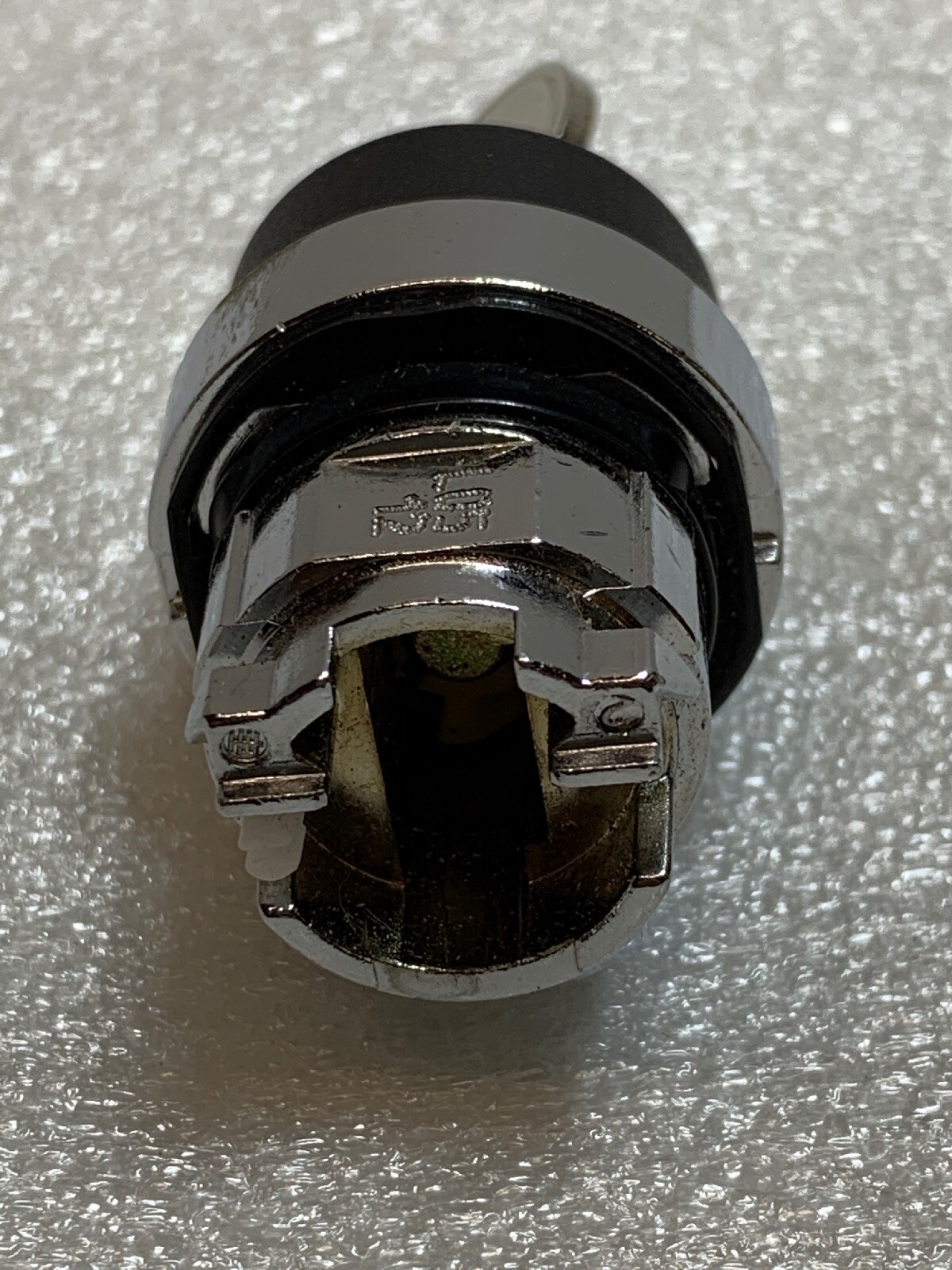 Picture 3 of 6