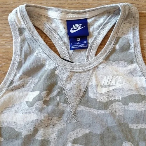 NWT Nike Girls Grey Camo Tank Top Blue Tag AQ0605-019 Size S - Picture 2 of 6
