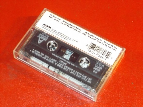 1989 Eurythmics \ We Too Are One \ Album Cassette Tape \ VERY NICE & TESTED !! - Picture 3 of 12
