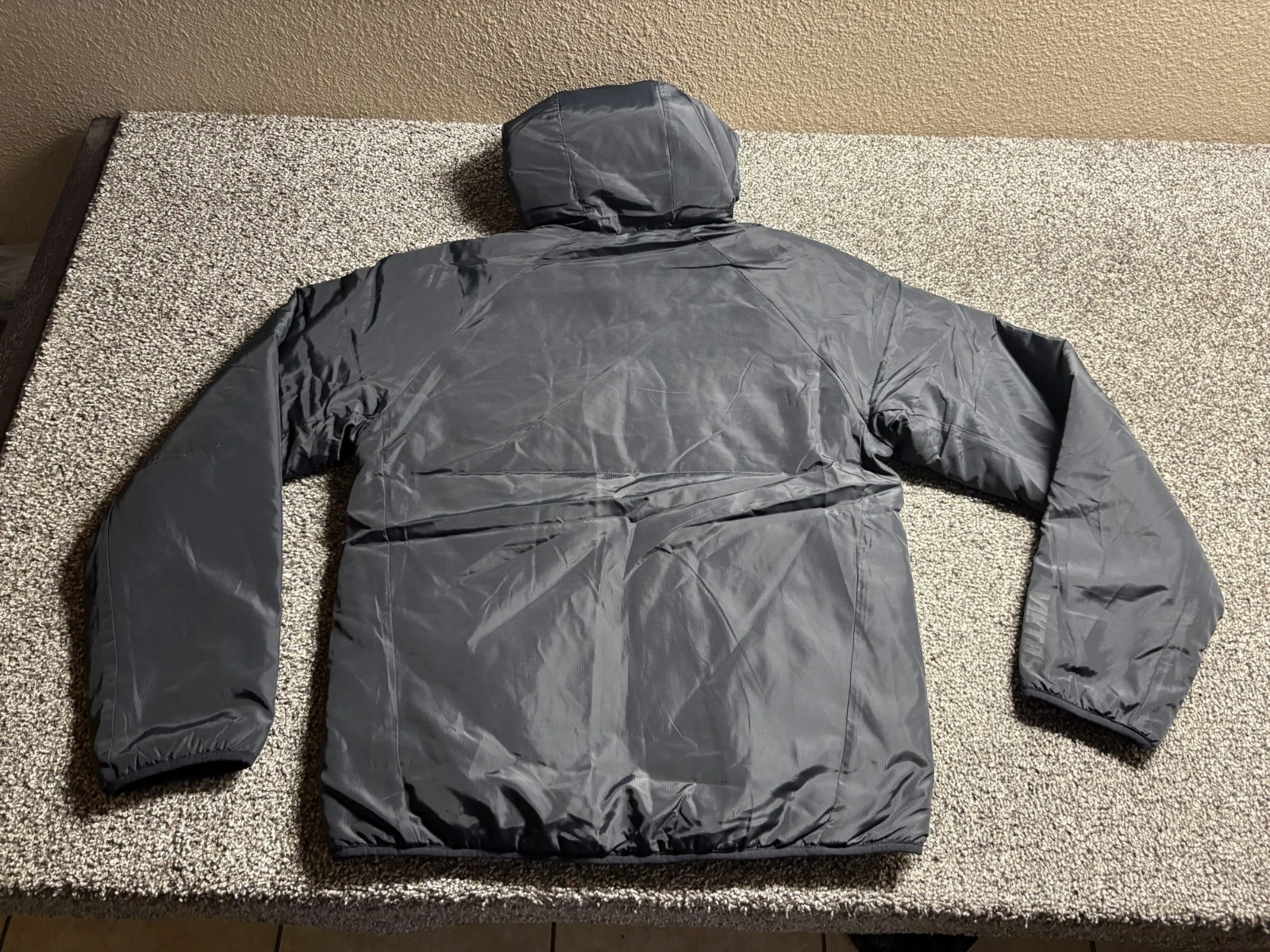 Viktos Alpha Dawn Insulated Jacket Mens S Black Hooded Tactical Packable NWT NEW - product detail image 14