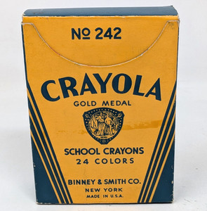Vintage Binney & Smith Crayola Gold Medal School Crayons #242 24 Colors USA