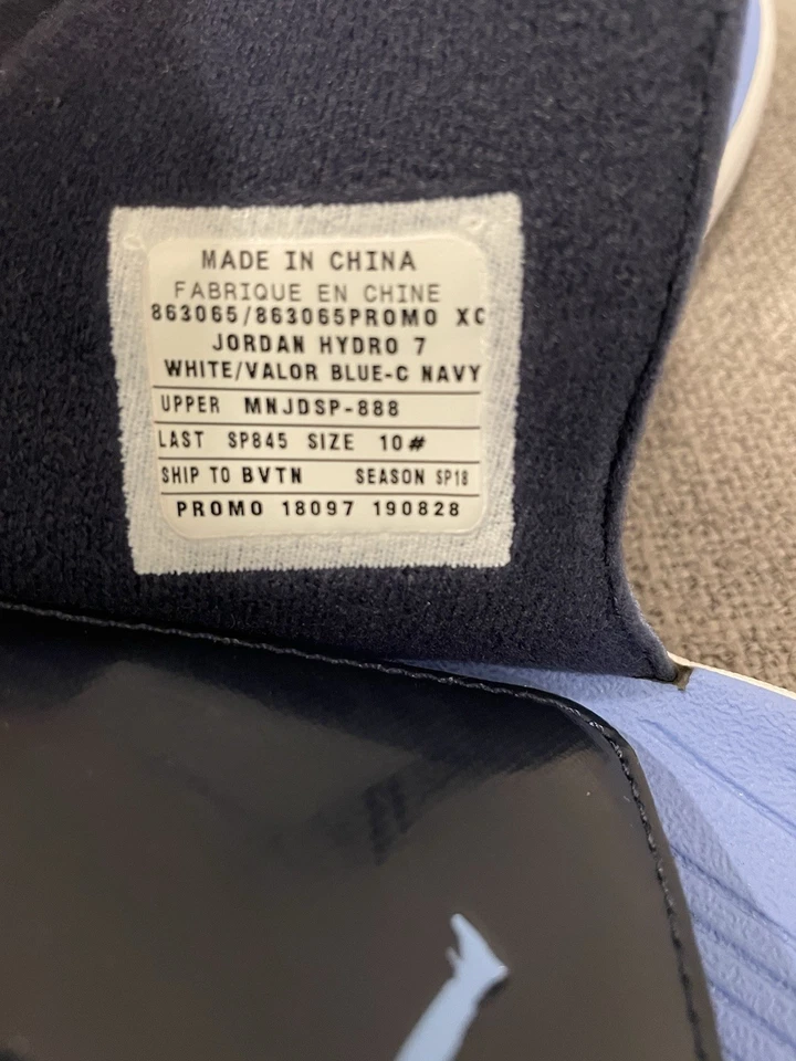 NUEVO Talla 10 UNC TEAM EMITIDO PROMO Jordan Hydro 7 Valor Azul Muestra SP18 Diapositivas Foto 3 de 4