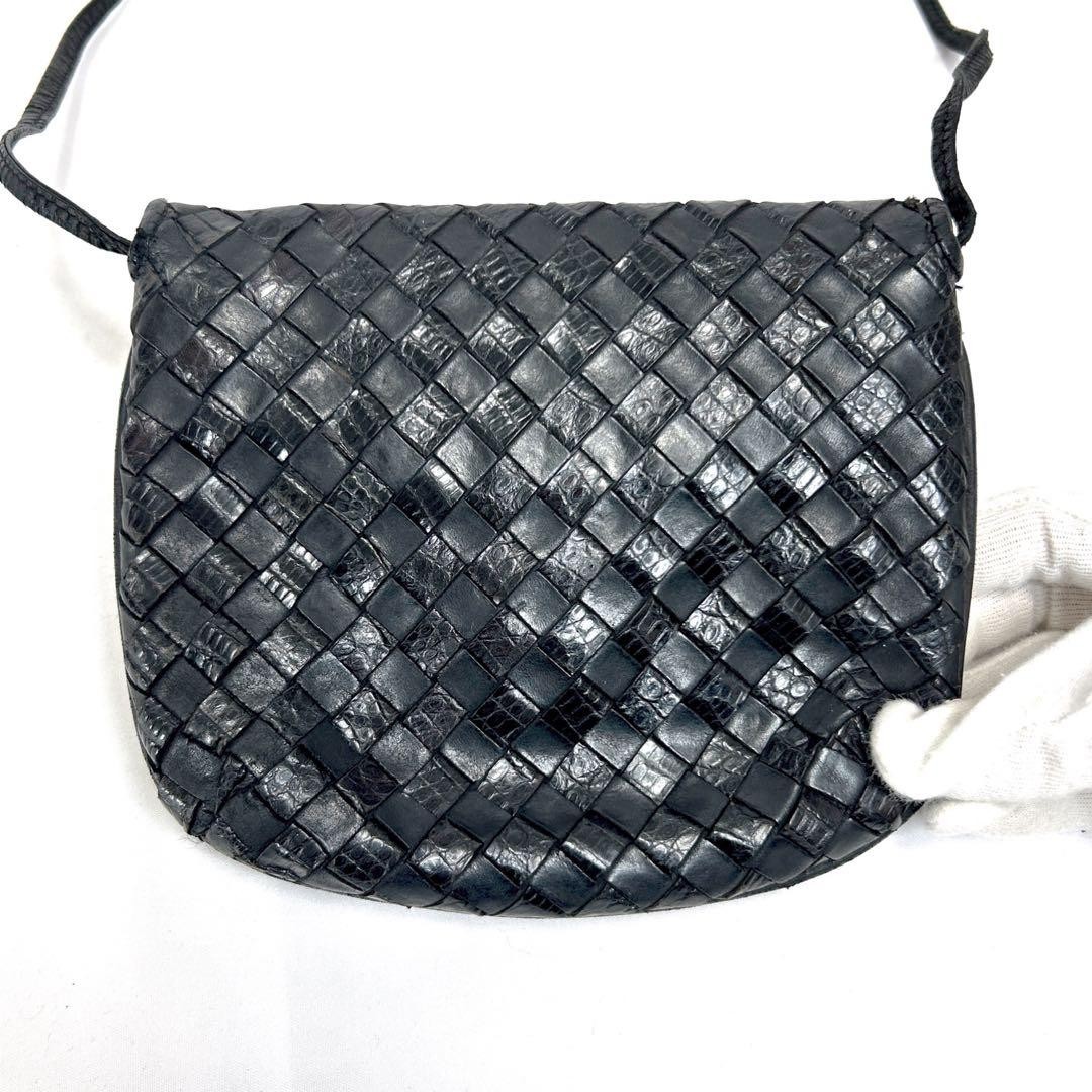 Bottega Veneta Intrecciato Mini Shoulder Bag Black Half Moon Leather Authentic thumbnail 4