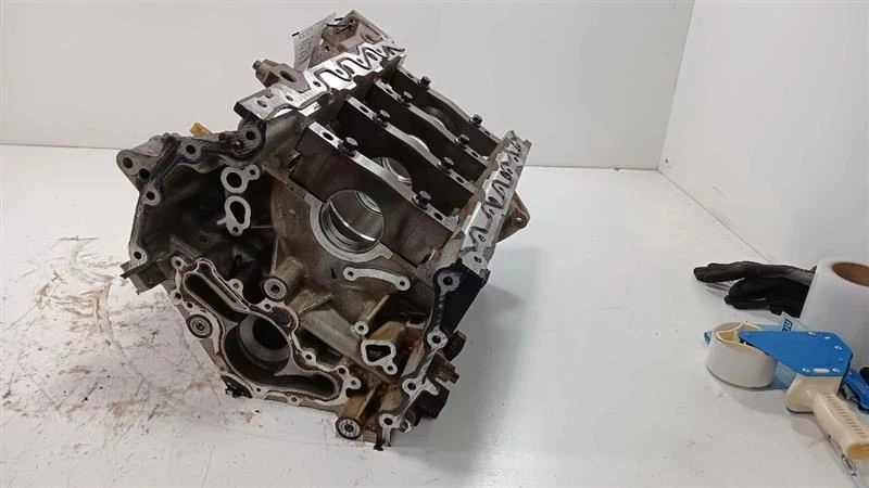 Bloque de cilindros de motor 3,5 L compatible con 10-19 FLEX Foto 3 de 4