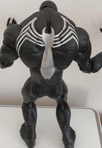 Toy Biz Marvel 12” 30 cm Venom Deluxe Action Figure (2005) - Picture 6 of 7