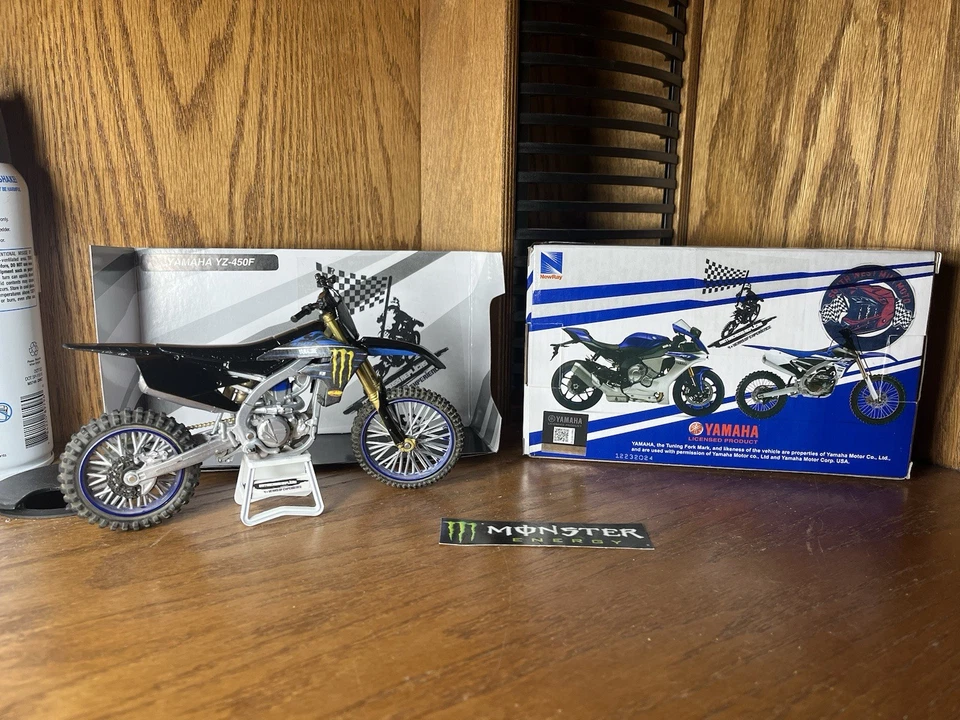 Yamaha Yz450 MONSTER 1:12 Scale Custom Made For Display - Image 2 of 4