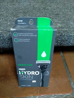 Schick Hydro Skin Comfort Sensitive 5-Blade Razor with 2 Cartridges