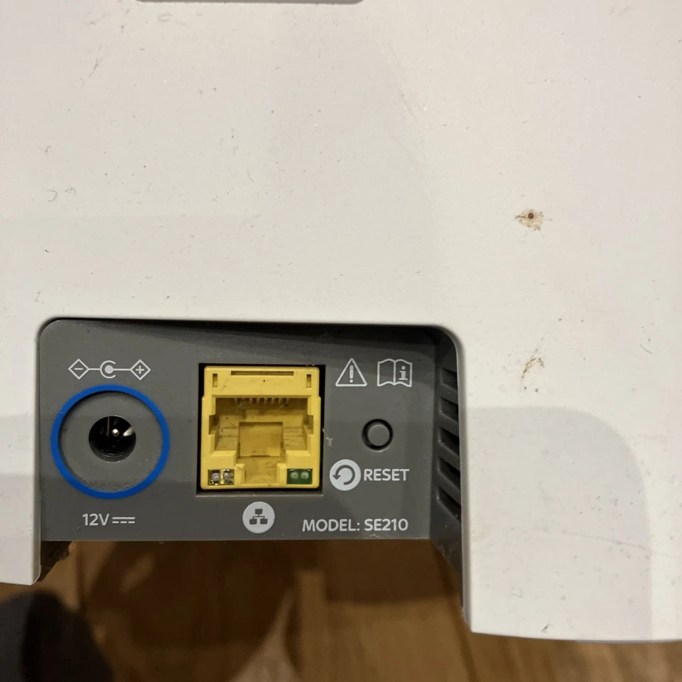 2 x Sky SE210A UK Wireless Broadband Network Booster White Genuine Sky Product - Image 2 of 2