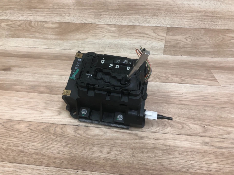 G2U MERCEDES BENZ R170 SLK230 SLK320 OEM FRONT FLOOR GEAR SELECTOR SHIFTER 0104 Foto 2 de 4
