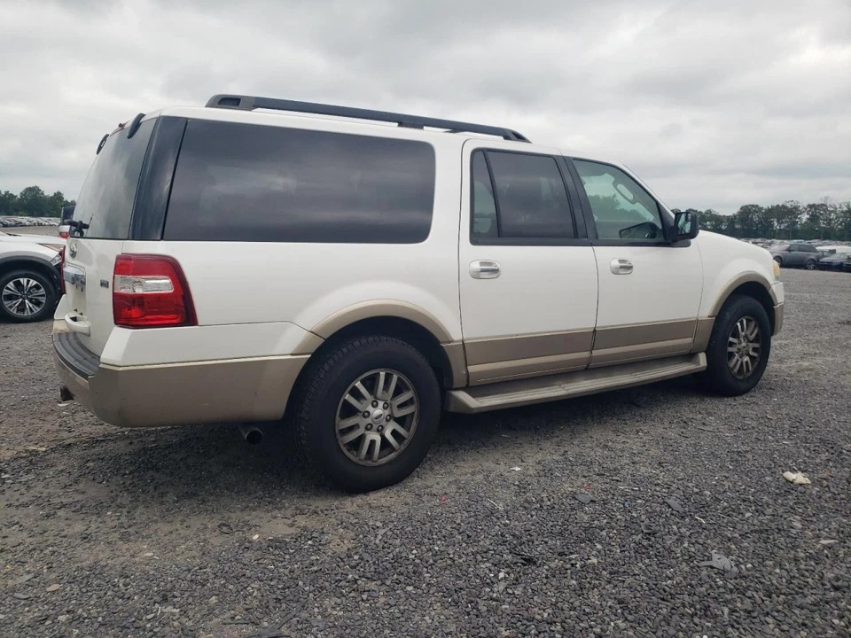 Used Left Sun Visor fits: 2012 Ford Expedition from 3/30/09 L. illuminated w/o g - Image 3 of 4