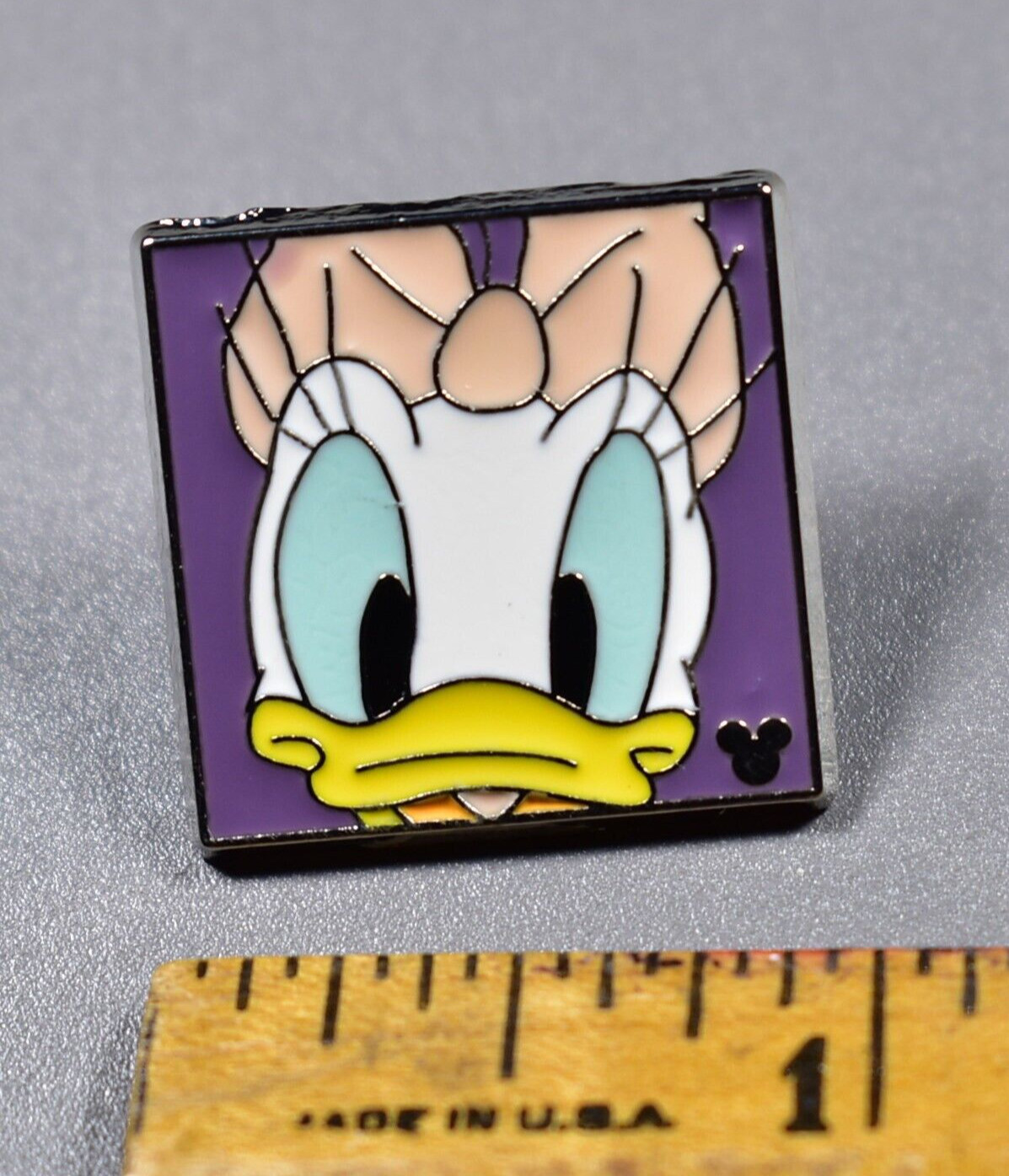Disney Trading Pin Hidden Mickey 5 of 5 Daisy Duck