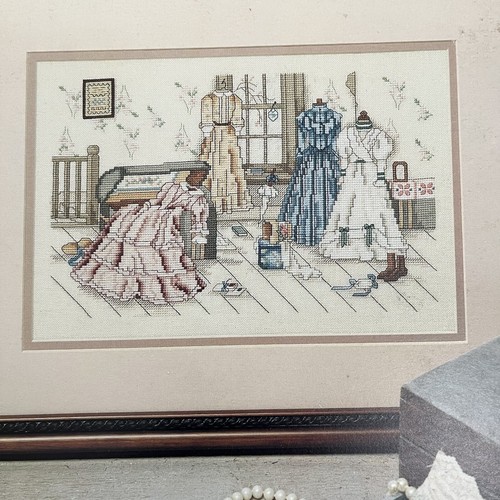 Leisure Arts 885 Paula Vaughn Book 33 "In The Garret" Counted Cross Stitch Chart - Picture 2 of 2