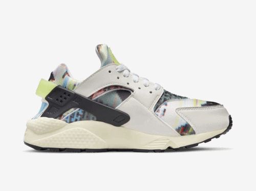 Nike Air Huarache SE Women's Running & Jogging