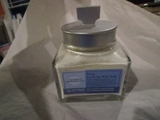 Bath & Body Works Aromatherapy Sleep Soothing Milk Soak with Lavender Brand New