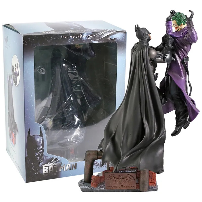 Statue Batman vs Joker Arkham City figurine noire et violette collector en résine