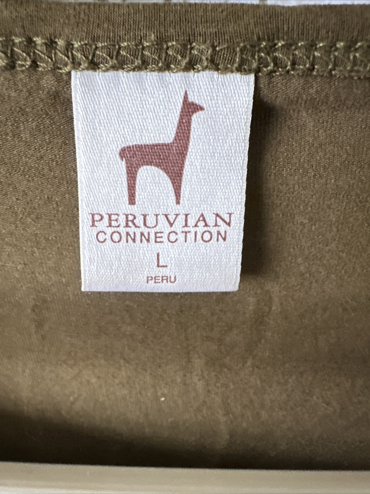 Peruvian Connection Top / Tee , Size Large , euc - image 2