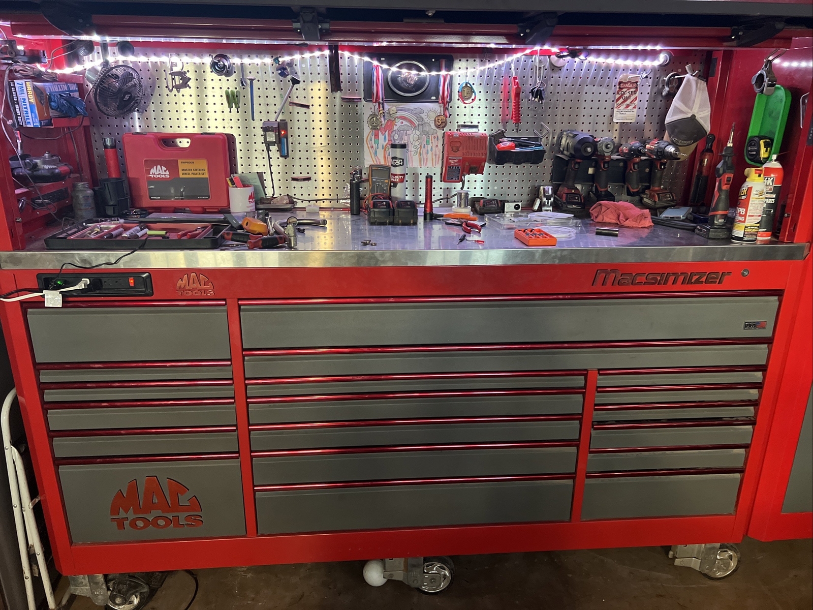 MAC toolbox With Hutch And Side eBay