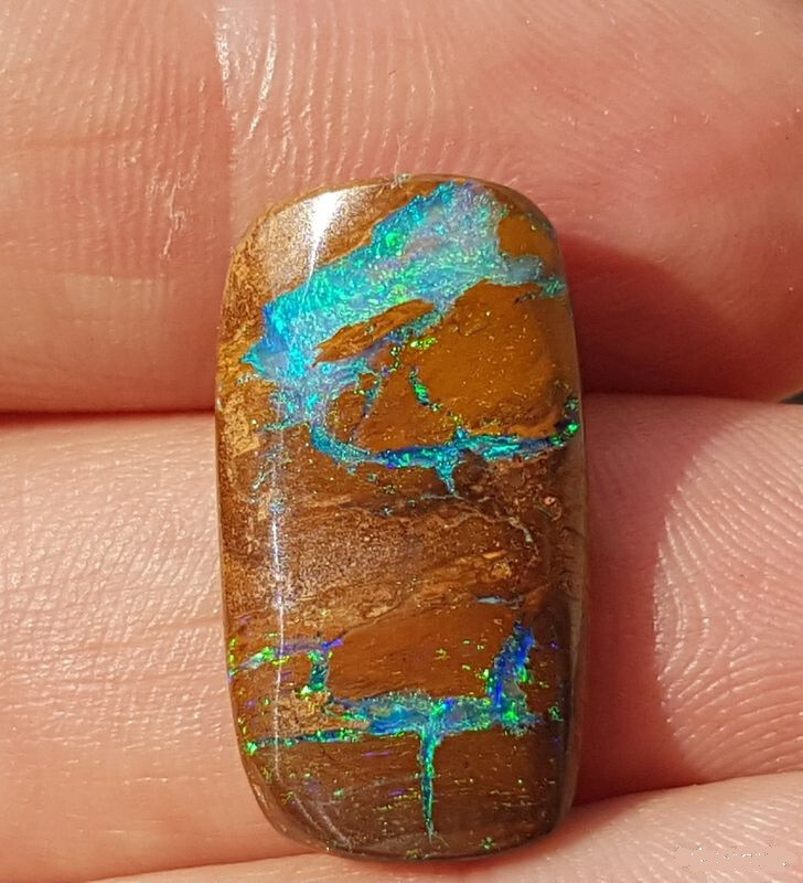Opale Boulder d'Australie cabochon 12.5cts, pierre naturelle pour pendentif bohème chic