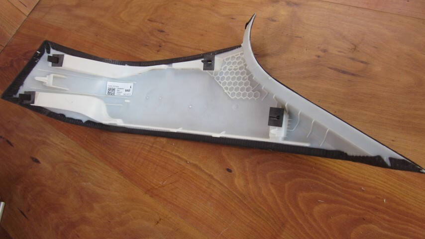 Maserati Levante PILLAR TRIM MOLDING 6700485910