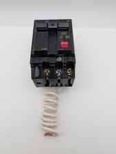 Interruptor de falla a tierra ABB 50 amperios 2 polos GFCI THQL2150GFT2A 240 V (sin caja)
