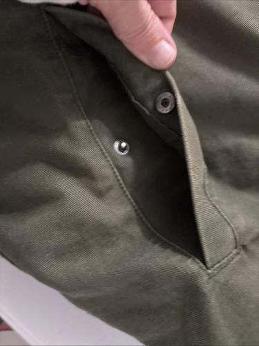 Under Armour Mens Hunting Vest Size L/XL? Green Canvas Quilted Lining EXCELLENT - Picture 4 of 21