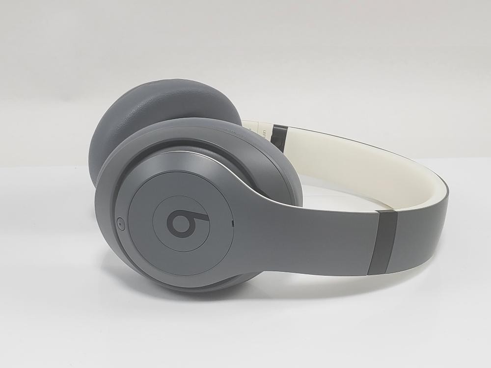 Beats Studio Pro Wireless Over-Ear Headphones ANC Sand Gray | eBay