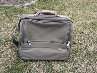 Briggs and Riley Baseline Tote 16  Carry On Upright Olive Luggage 2 Wheel Roller
