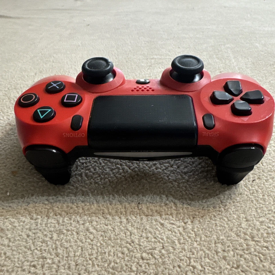 Sony DualShock 4 Wireless Controller For PS4 Red/Black CUH-ZCT1U - Image 3 of 4