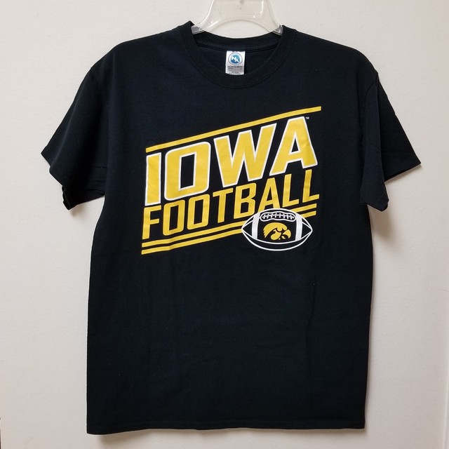 University Of Iowa Football TShirt NCAA Mens Large Tshirt NWOT