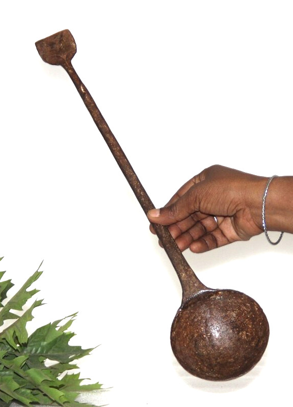 Cuchara De Servicio Larga De Hierro Antiguo Original Hecha A Mano